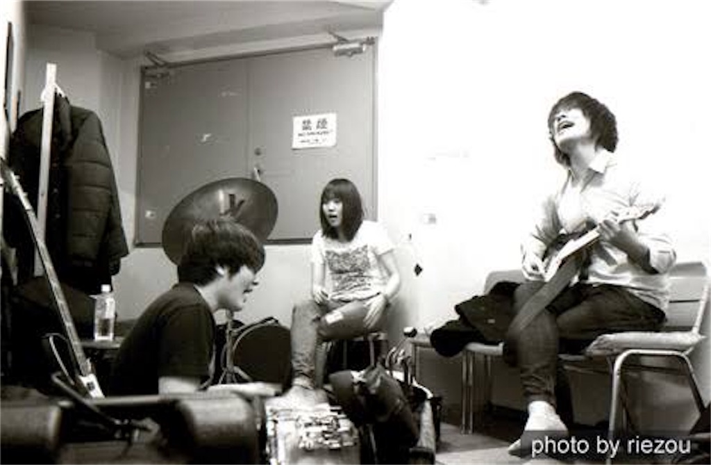 リボルバー ハヌマーン ぼんびの音楽ブログ