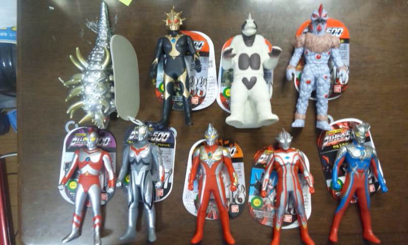 80先生の塗装だらしねぇな？ - お前それ、ゾフィーにも同じこと言えん