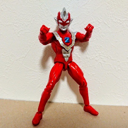 ソフビ&ウルトラアクションフィギュア ウルトラマンゼット ベータ