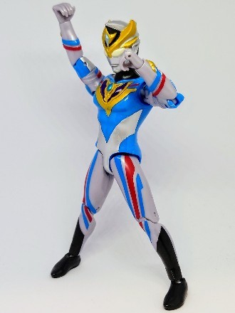 迸れダイナミック！ウルトラマンデッカー ダイナミックタイプ