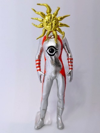 あなたは常識人間を捨てられるか。タローマン フィギュアマスコット