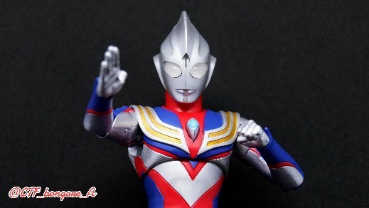 ジ*チ様 真骨彫 ウルトラマン 発光ヘッドパーツ＆発光胸部パーツ S.H.Figuarts（真骨彫製法） ウルトラマン – TSUBURAYA STORE ONLINE