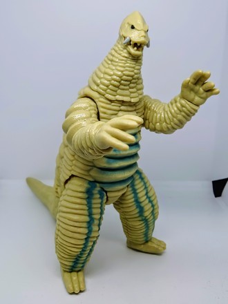 怪獣無法地帯！ウルトラアクションフィギュア レッドキング - お前それ