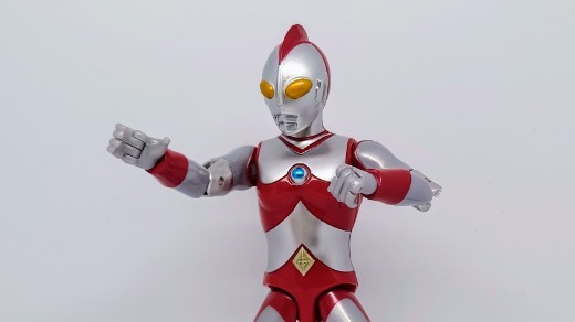ウルトラマン80 変身 バンダイ ウルトラアクションフィギュア