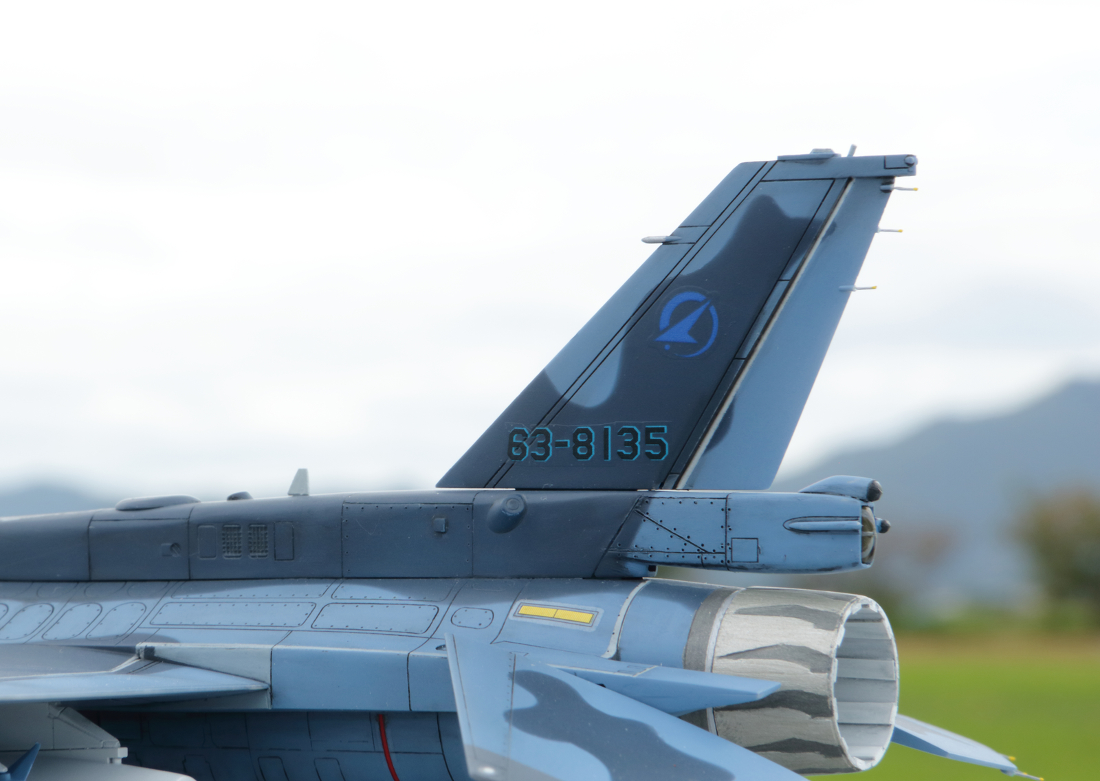 その他 F-2B 1/72 航空自衛隊 F-2B 戦闘機 1/72スケール プラモデル【FP49:4536318720492