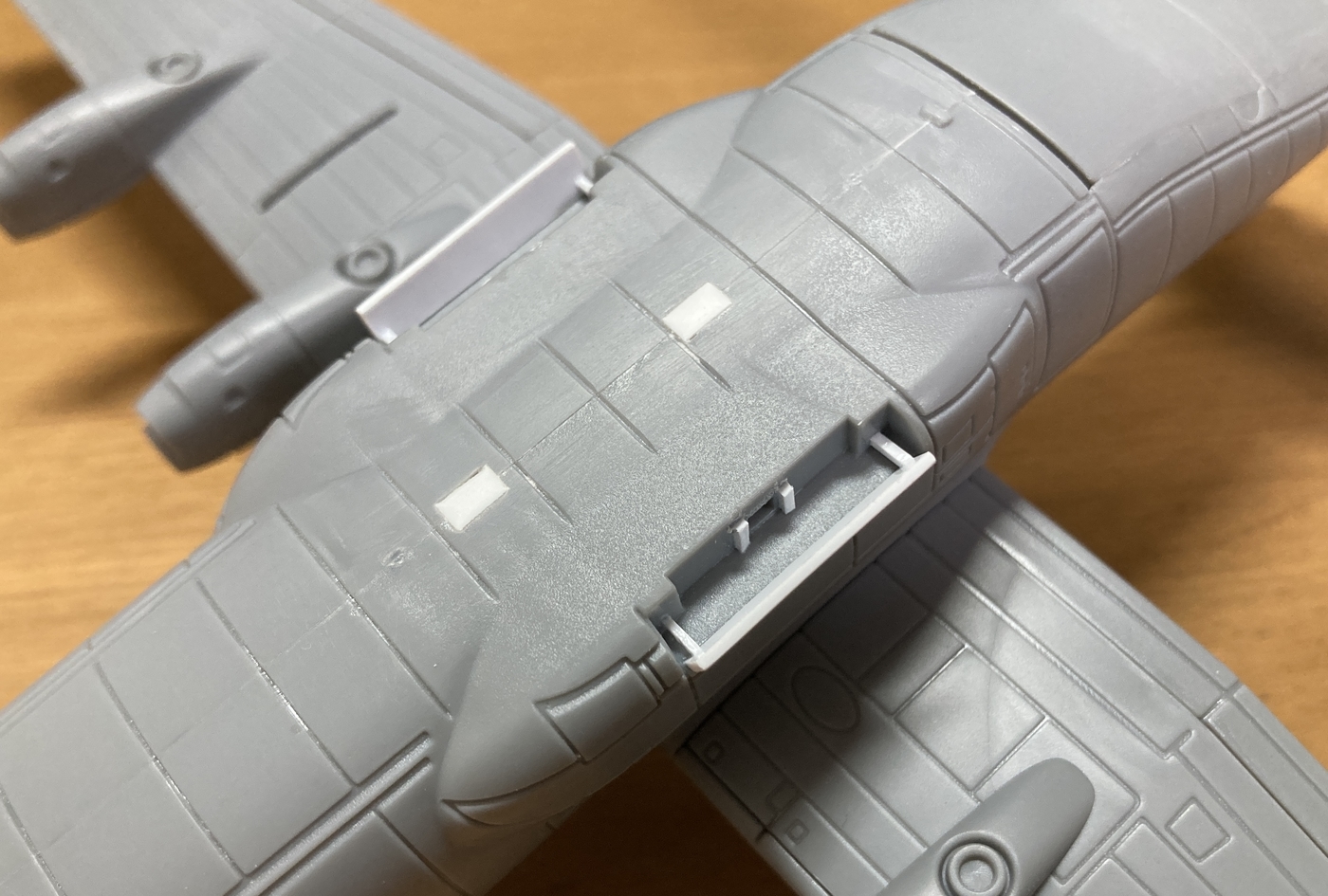 1/144 C-130H 航空自衛隊 - 俺が思うに、例えばあの子は模型少女