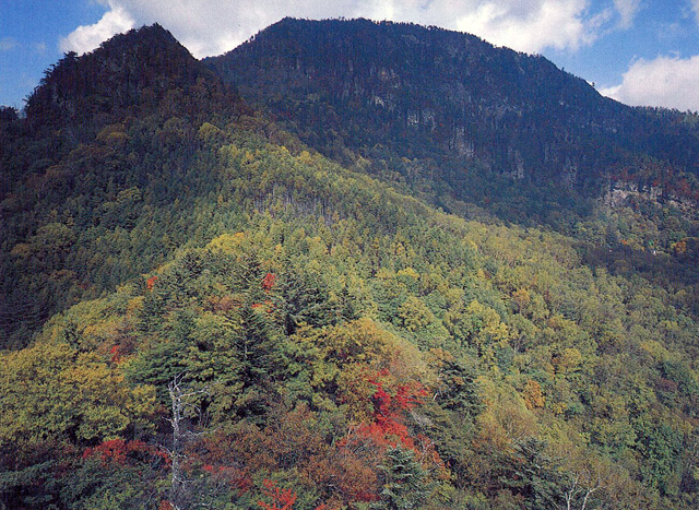 庚申山 - こうしんざん：標高1,892ｍ
