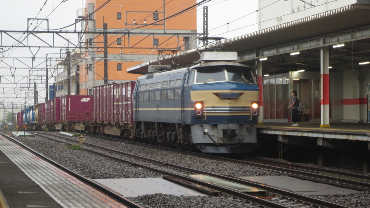 盗鉄　EF66 27 専用　気をつけて！ JR貨】8865レにEF66-27が充当されEF64-1026(国鉄色）と連結 |2nd