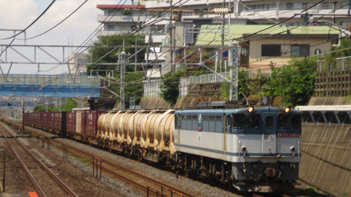 カラシ」ことEF65-2127 ついに引退の時か - ボスネコの交通ブログ