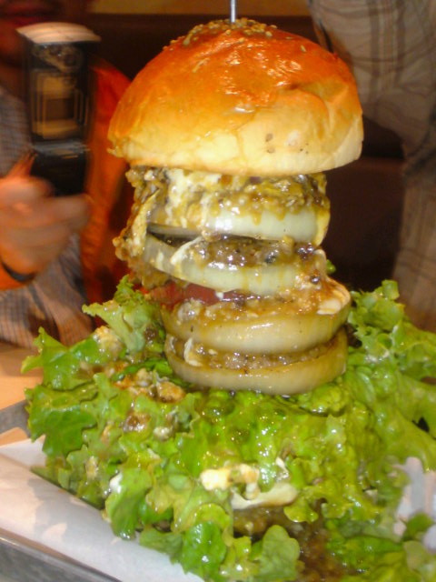 アキバーガー