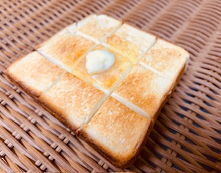 カフェのトースト