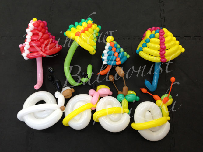 にじいろ風船師みずきのバルーンアートのカタツムリと傘