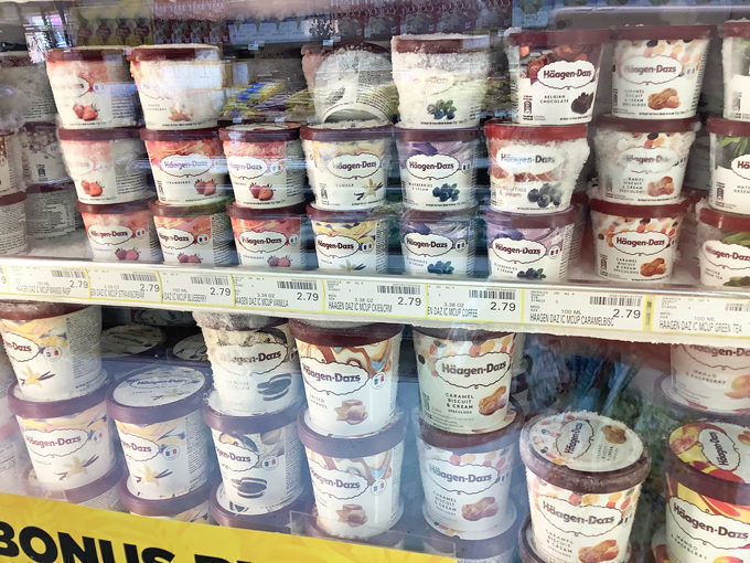 グアムのスーパーのハーゲンダッツ