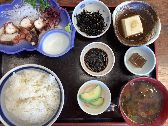 乙姫のたこぶつ定食