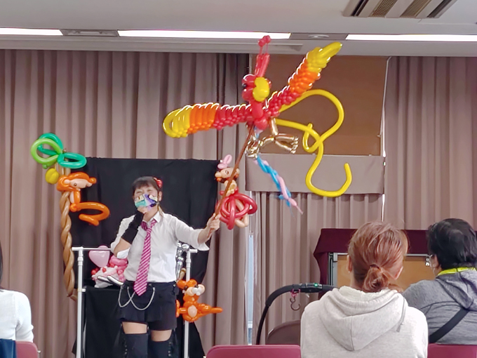 風船パフォーマンス 風船パフォーマンス