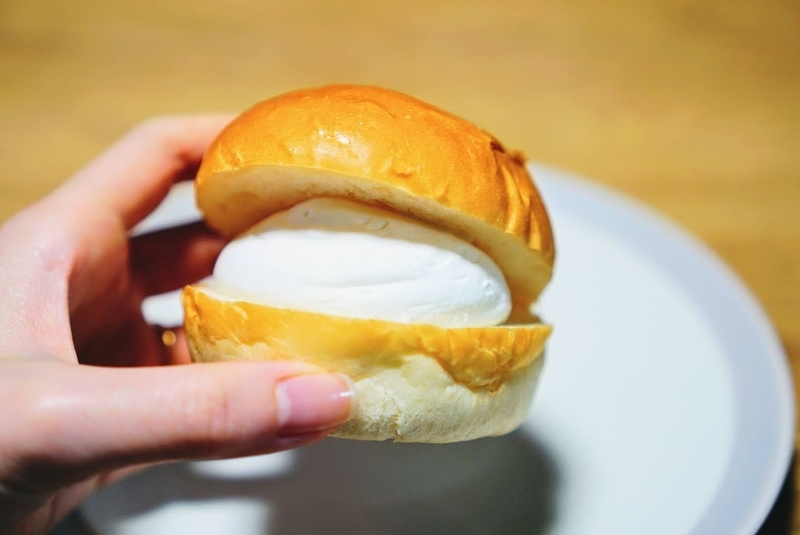 カルディで大人気のマリトッツォ が入荷していました