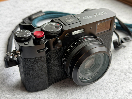 FUJIFILM X100VI ①：到着したので、とりあえずアクセサリー類をつけて