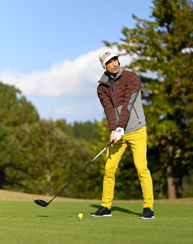 映え色”一点投入で見違えるシンプルコーデ - BRUDER