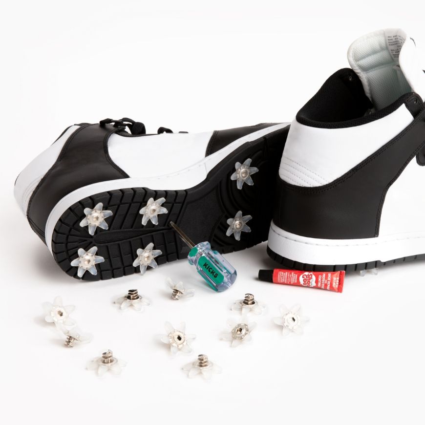 GOLFKICKS ゴルフキックス ゴルフシューズカスタムセット えっ！…」お気に入りのスニーカーを履いてゴルフコースを回れる