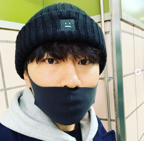 イ シオンが 黒いマスク 使うと起こる事 進撃のブログ