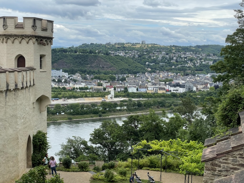ドイツ🇩🇪の風景 ライン川③ 世界遺産ライン渓谷中流上部 コブレンツ