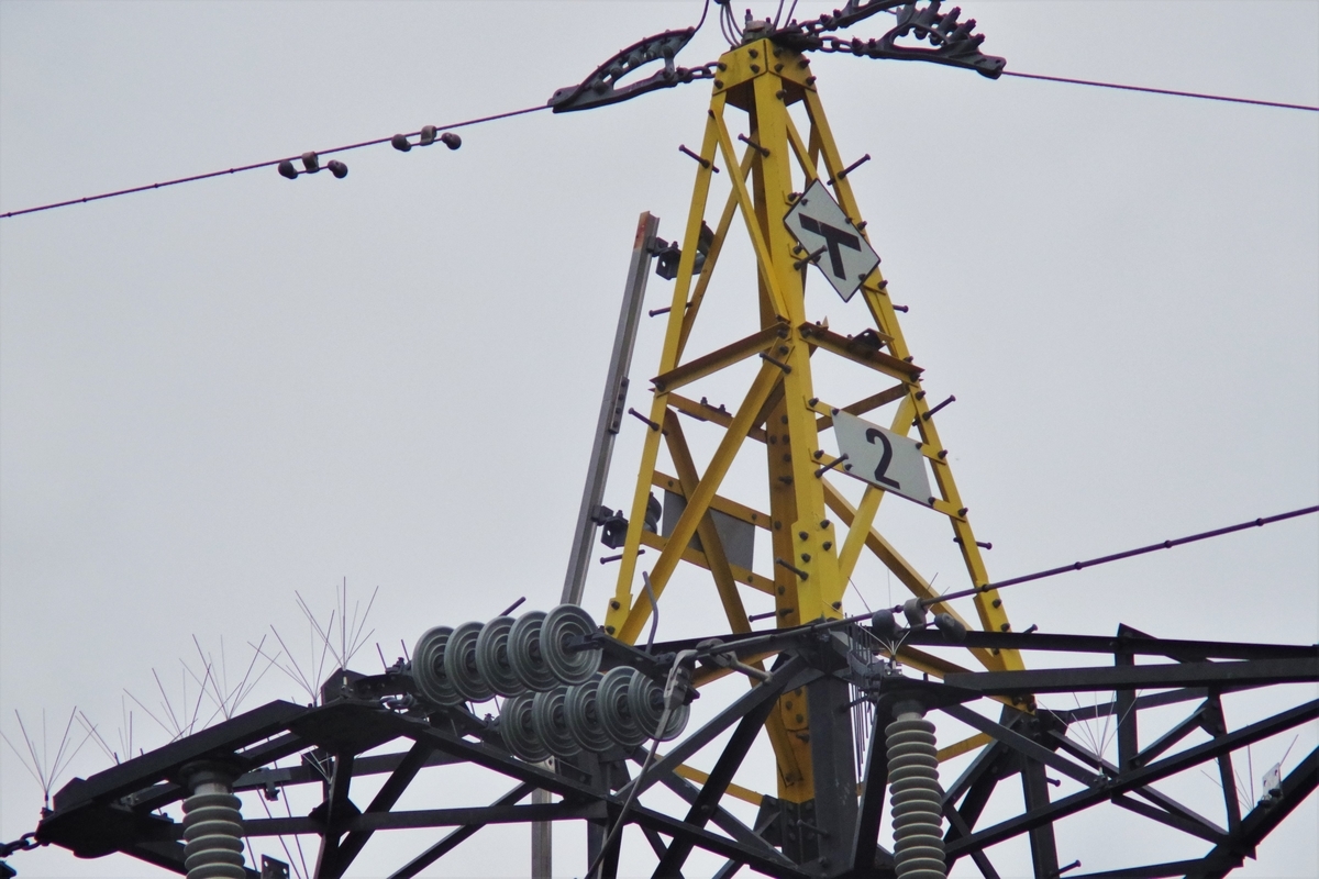 SUN TELEPHOTO ZOOM 180-410mm F5.6 - 古レンズの風に吹かれて