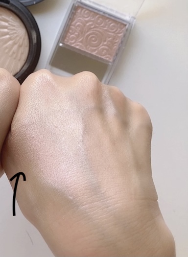 セザンヌハイライト ロゼベージュ