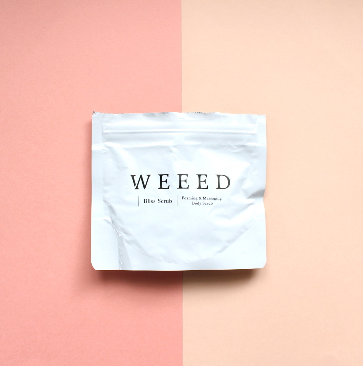 お尻を出した子1等賞♪WEEEDブリススクラブを口コミレビュー
