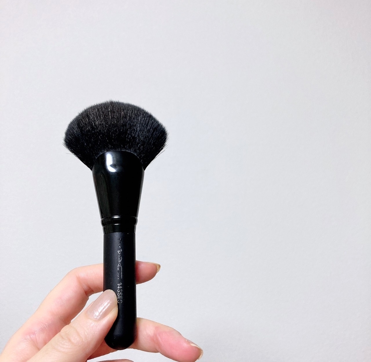 ハイライト　ブラシ　おすすめ