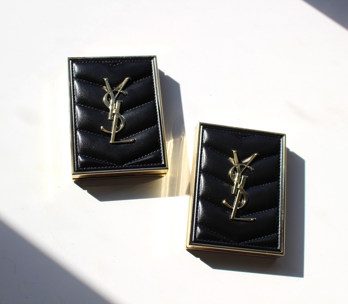 色選びは？YSL クチュール ミニ クラッチをレビュー - BUBBLISM