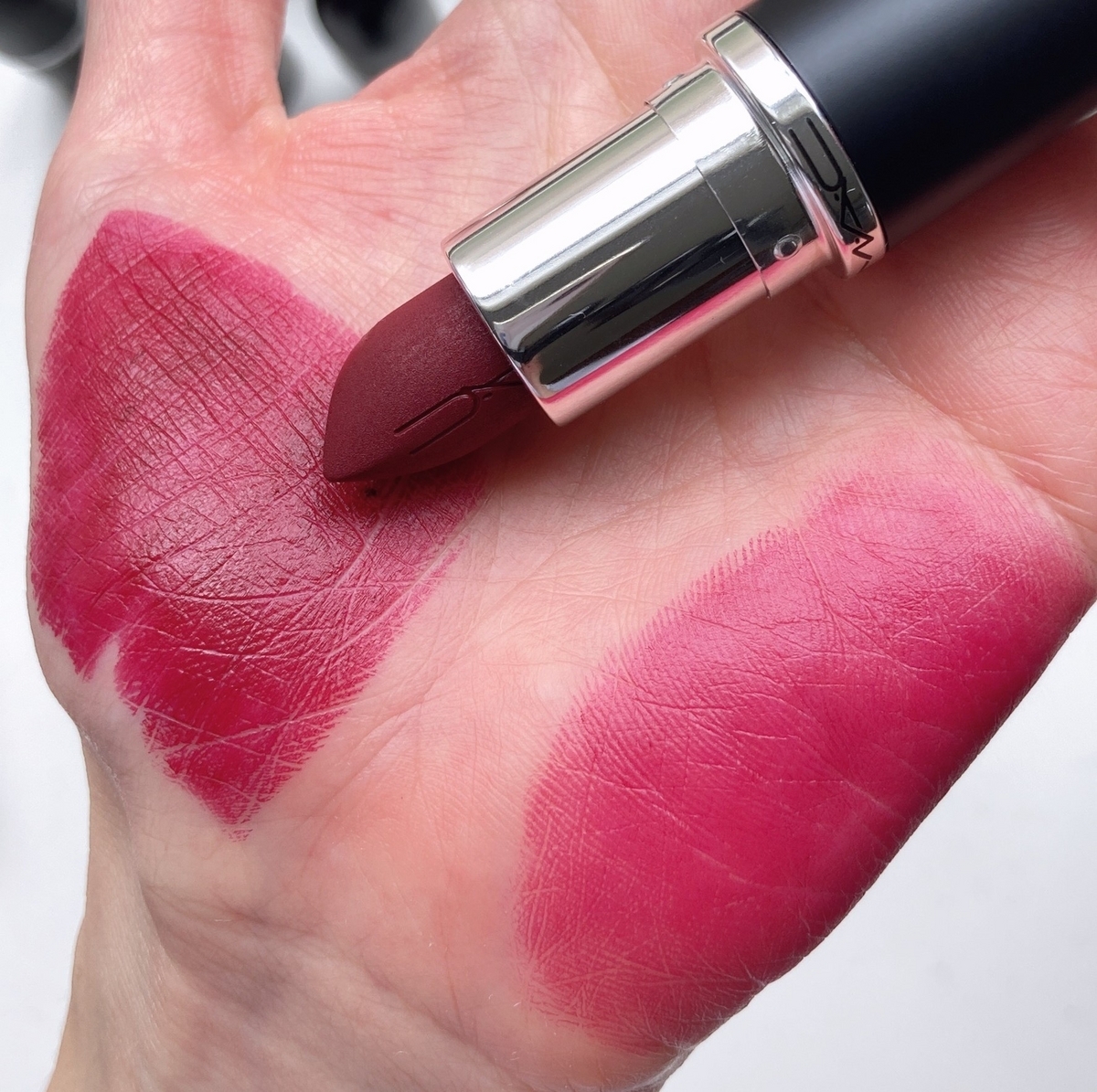 MAC ディーバ スウォッチ