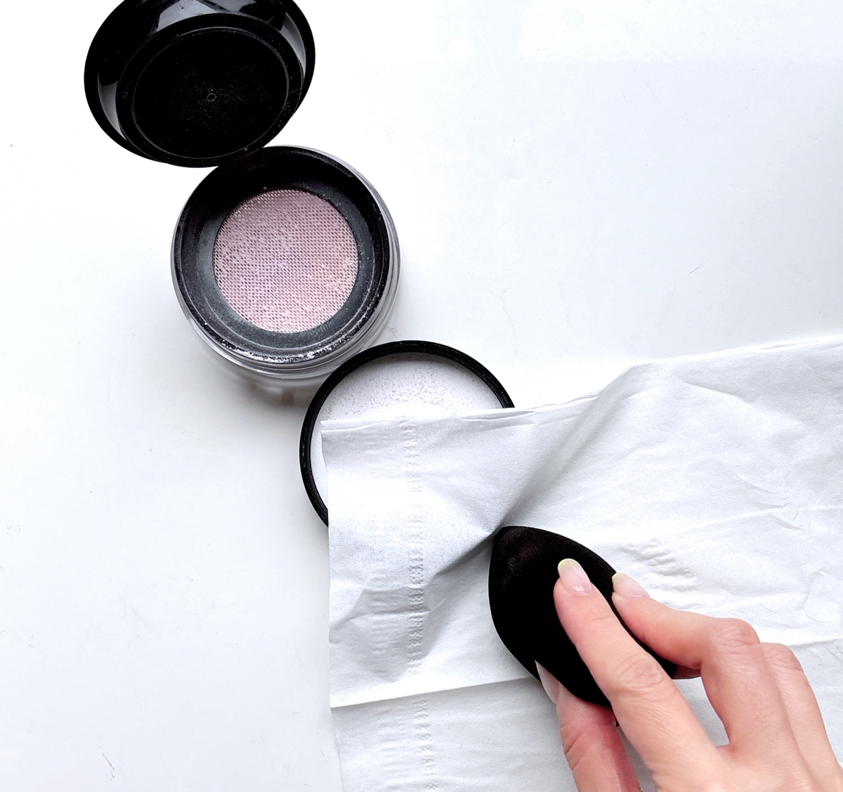 フェイスパウダー 水ありスポンジ やり方