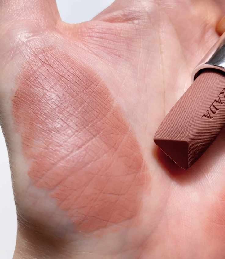 プラダ　アルジル　スウォッチ