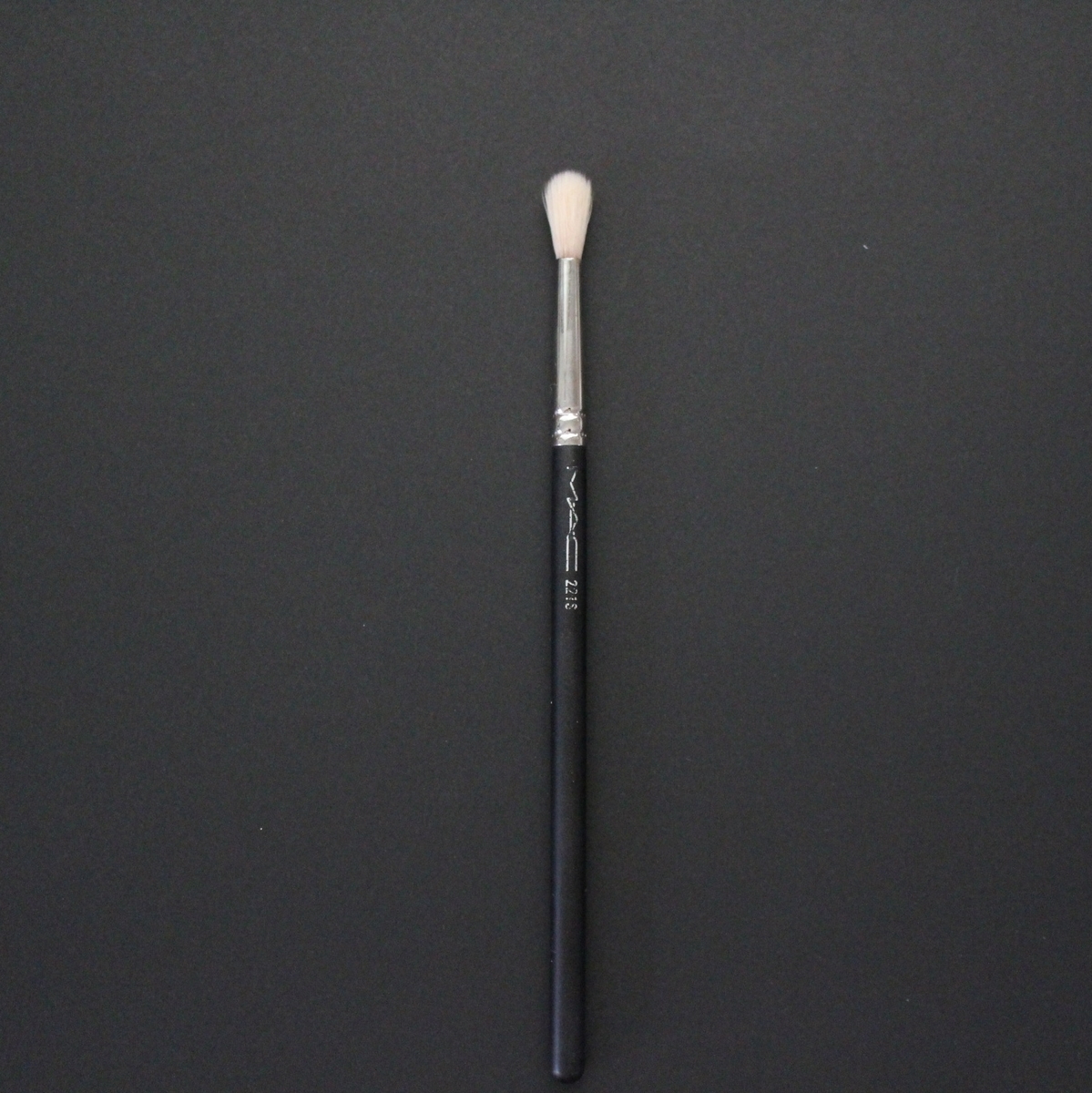 下まぶたアイシャドウにおすすめのブラシ