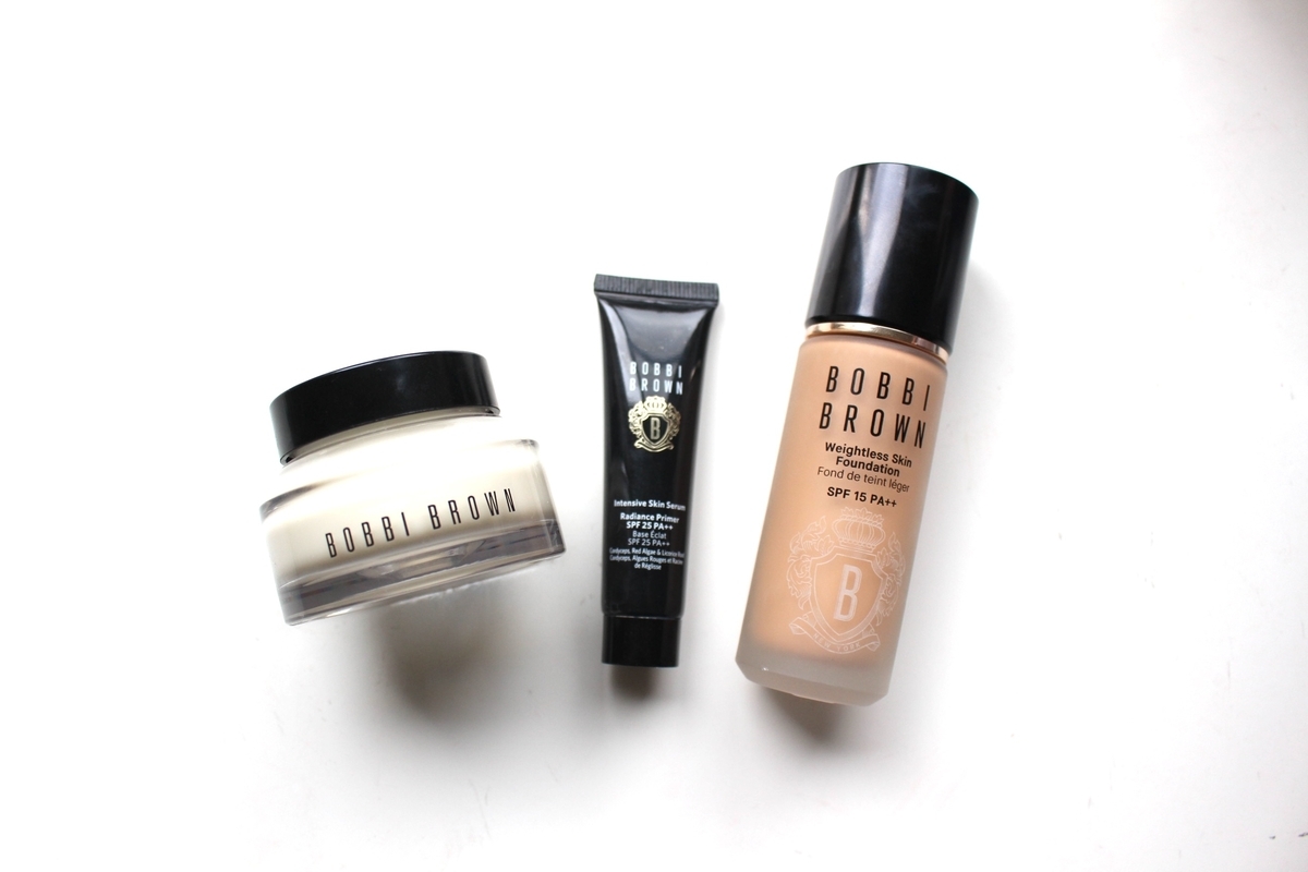 汗に強い！ボビイブラウン ウェイトレス スキン ファンデーションを