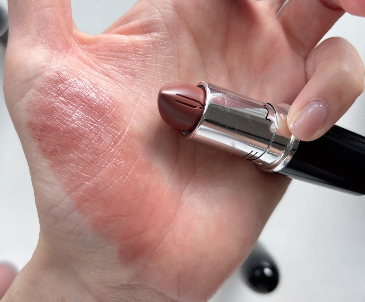 M・A・C シグネチャームーブ スウォッチ