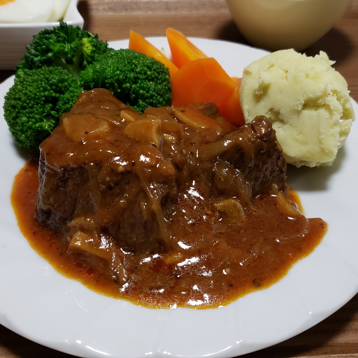 牛肉の赤ワイン煮込みのレシピ すずめの食卓３６５日