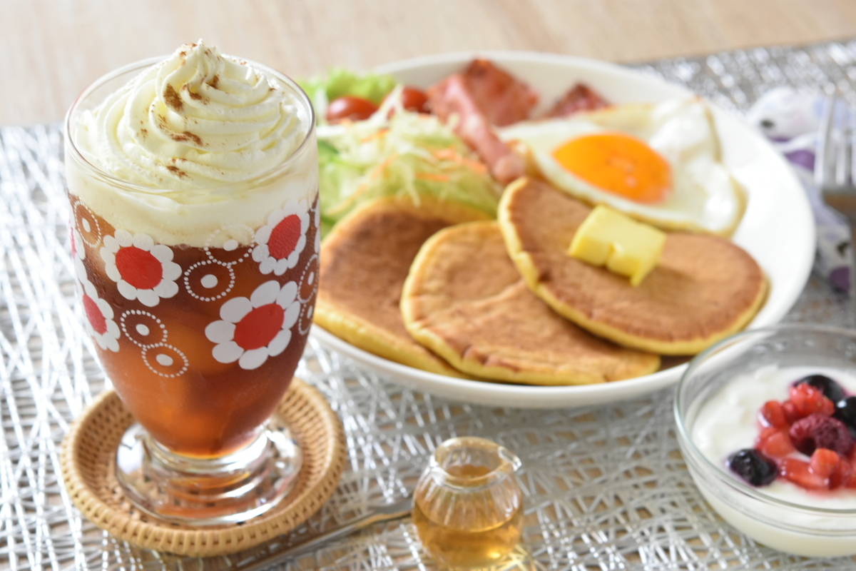 低糖質パンケーキとアイスウインナーコーヒーで朝ごはん 低糖質なお菓子たち
