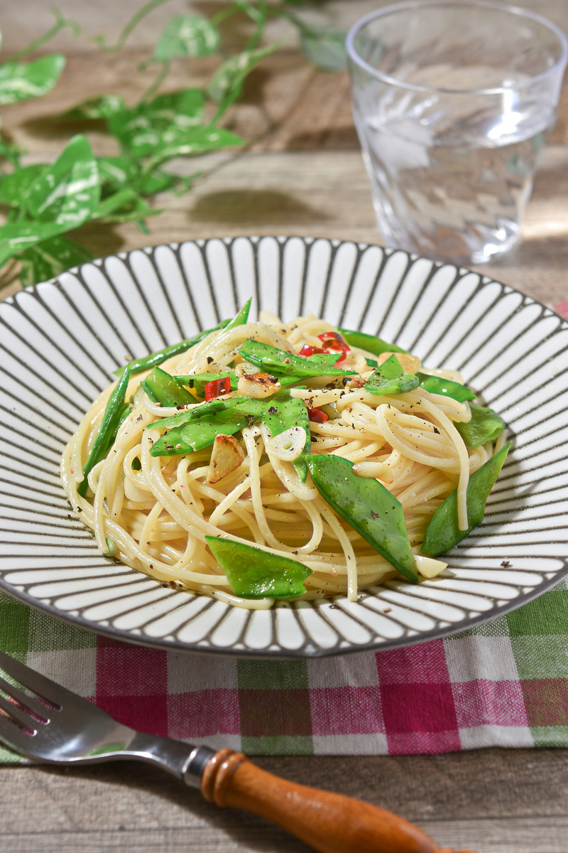 さやえんどうのペペロンチーノのレシピ - すずめの食卓365日