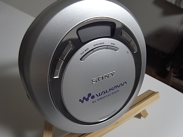 ジャンクPCDPまとめ買い＃1 Sony D-E666 - 不器用貧乏メモ