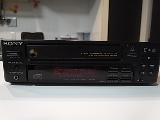 SONY CDP-P79 - 不器用貧乏メモ SONY CDP-P79 - 不器用貧乏メモ