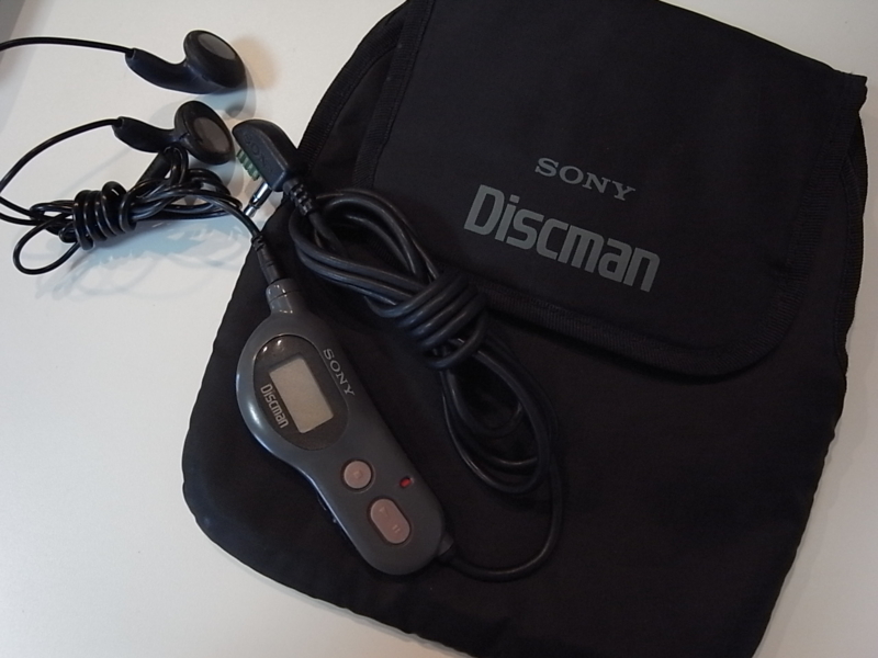 SONY Discman D-223 - 不器用貧乏メモ