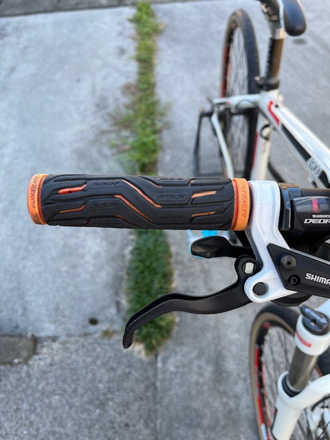 MTBをクロスバイク（街乗り）仕様にカスタマイズした話 - Bullpower.com
