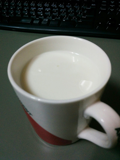 トリスハニーのホットミルク割り