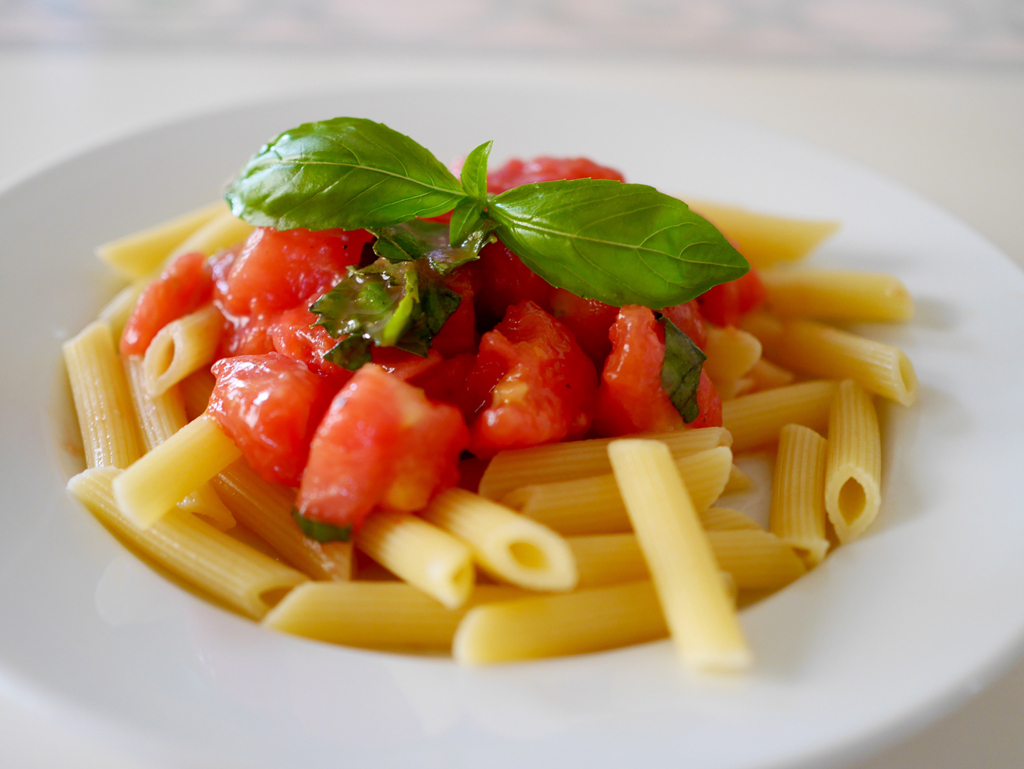 f:id:bun702:20160206200319j:plain トマトのケッカソースのパスタ