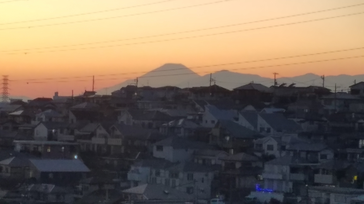 f:id:burakomi:20200105125327j:plain f:id:burakomi:20200105125327j:plain