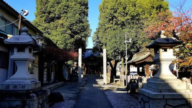 橘樹神社の境内