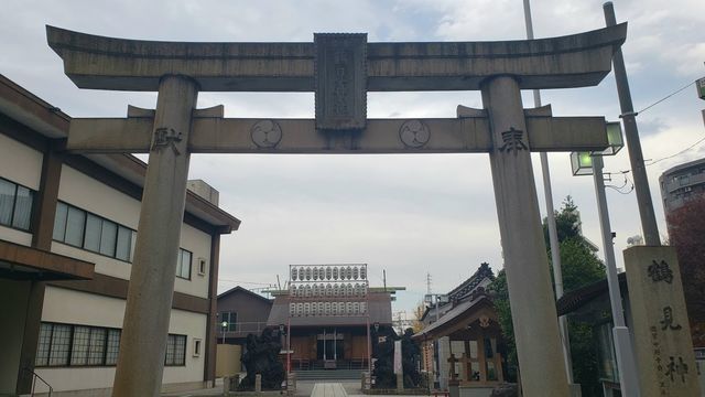 鶴見神社の鳥居
