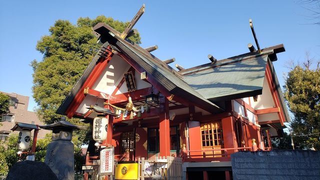 徳持神社の社殿