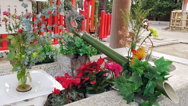 新田神社の手水舎